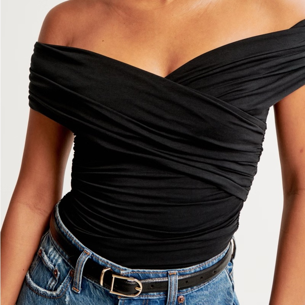 Abercrombie Ruched Off Shoulder Top